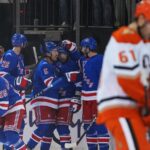 Rangers beat the Ducks 5-2 to improve to 6-0-0 at home to start the season