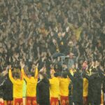 Early season runs grind to a halt as Lyon loses at Lens and Dortmund held by Bremen