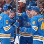 Barron's 4-point night powers Blues past Golden Knights, 6-2