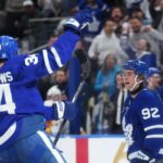 Matthews scores OT winner, McKenna gets his first NHL goal, as Maple Leafs beat Predators 5-4